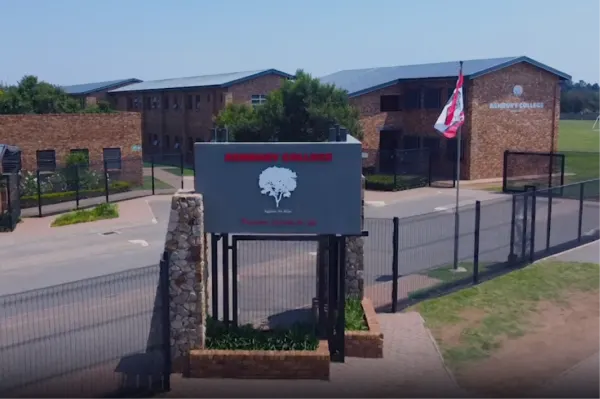 Ashbury College, the entrance gate and signage